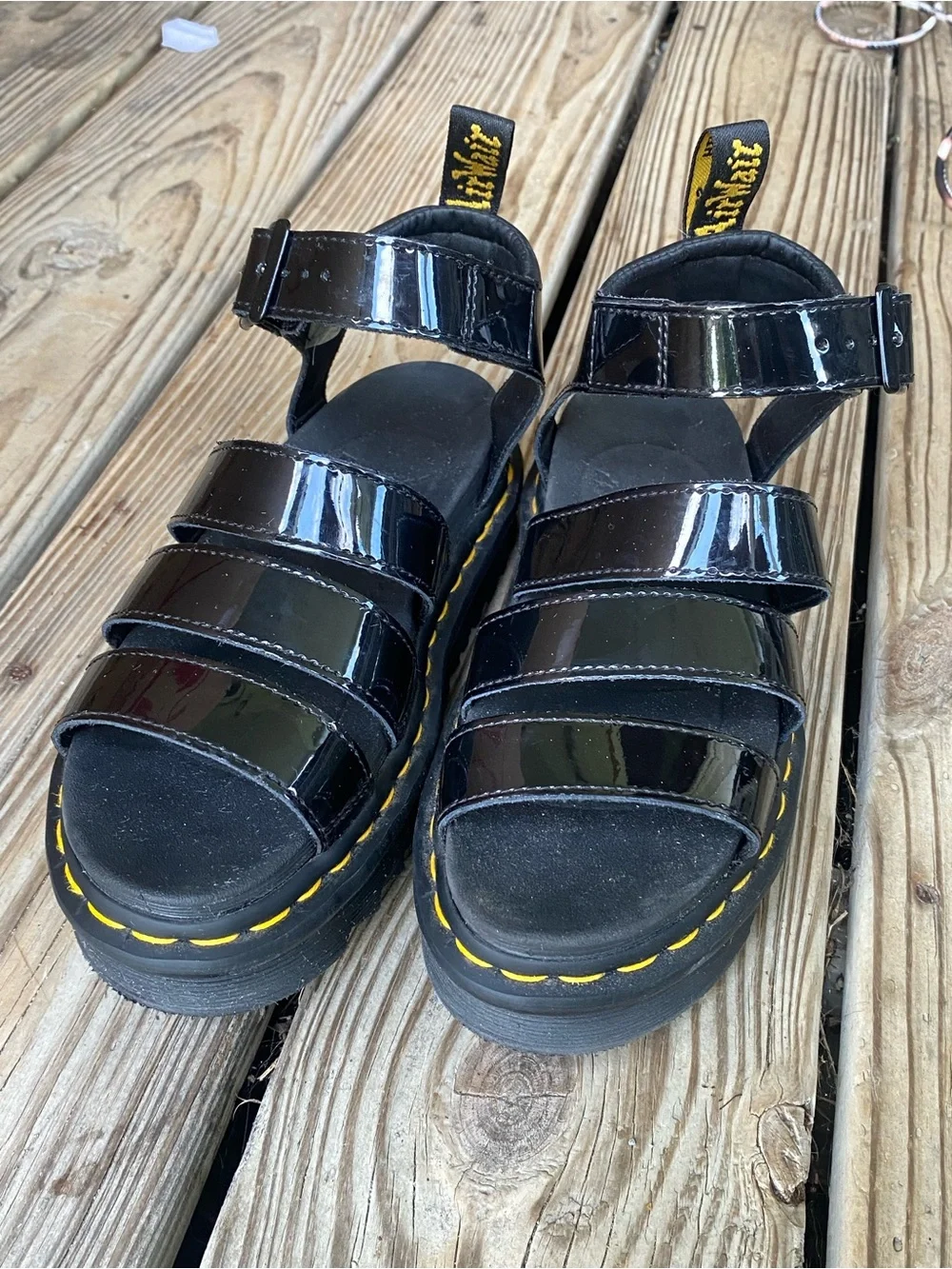 🤩 DR. MARTINS- Blaire Quad Patent Leather Strap Sandals!! LIKE NEW!!